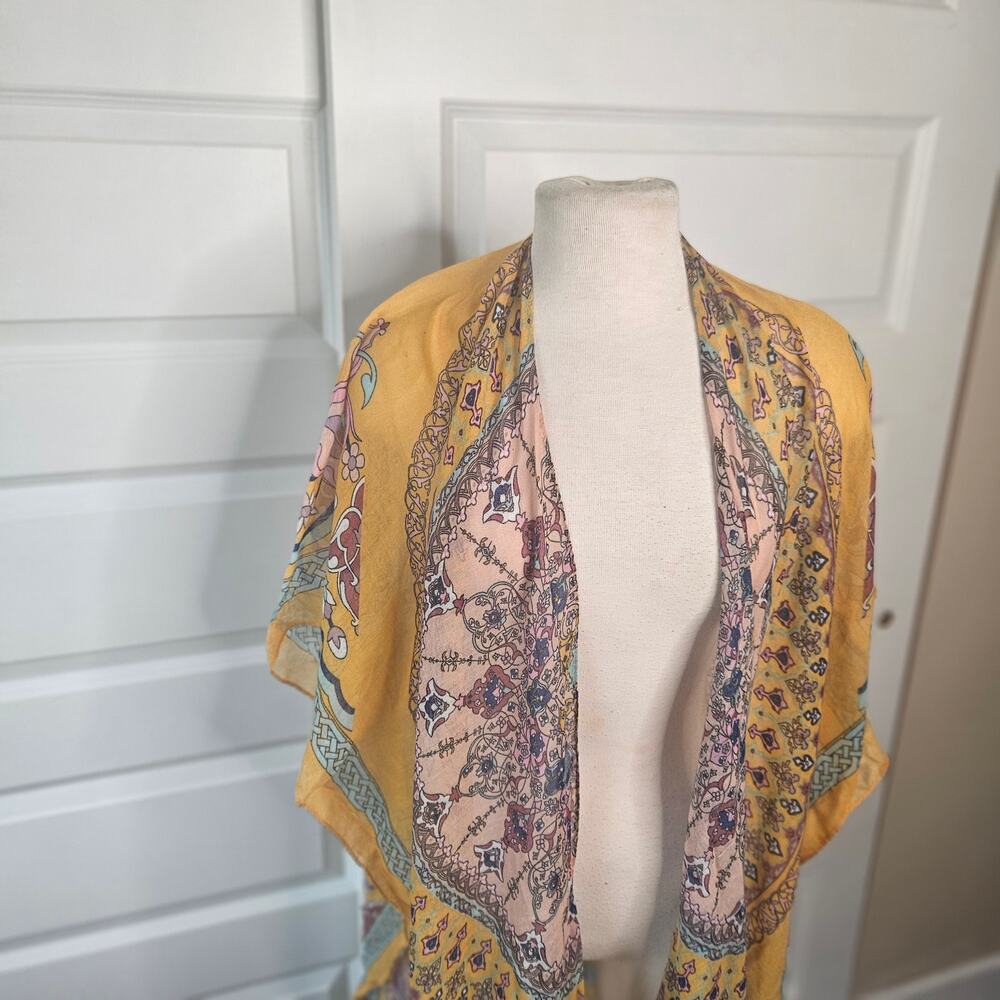 Woven Heart Yellow Boho Printed Kimono Cardigan with Tassels - Picture 3 of 7